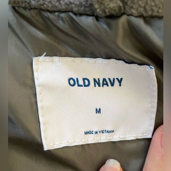 Sz M Old Navy Puffer Jacket - Picture 2 of 5